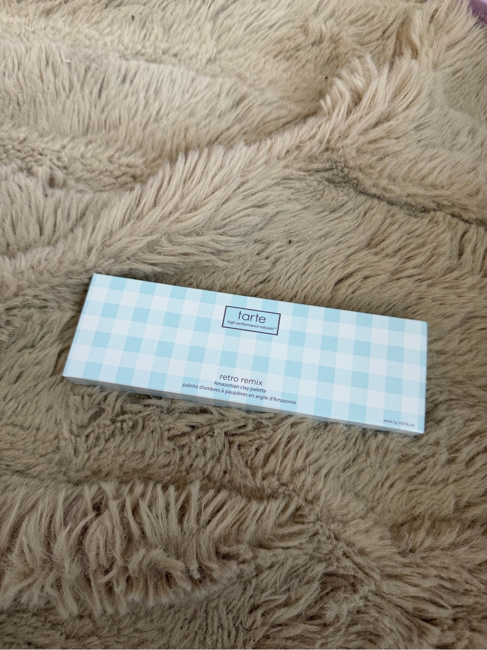 tarte Retro Remix Amazonian Clay Eyeshadow Palette - Light Blue Gingham